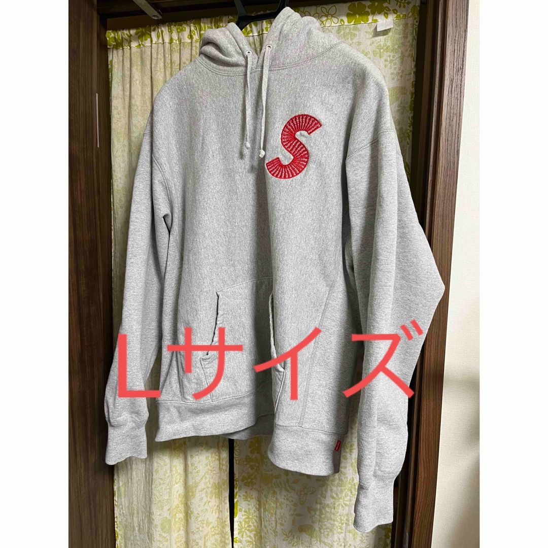 supreme sロゴパーカー フーディ L supreme sロゴパーカー フーディ L