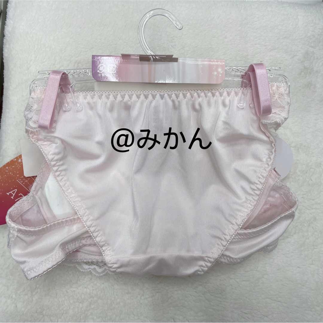 可憐な✨️♥️ウォーターフラワーフリルブラショーツセット(ピンク) レディースの下着/アンダーウェア(ブラ&ショーツセット)の商品写真
