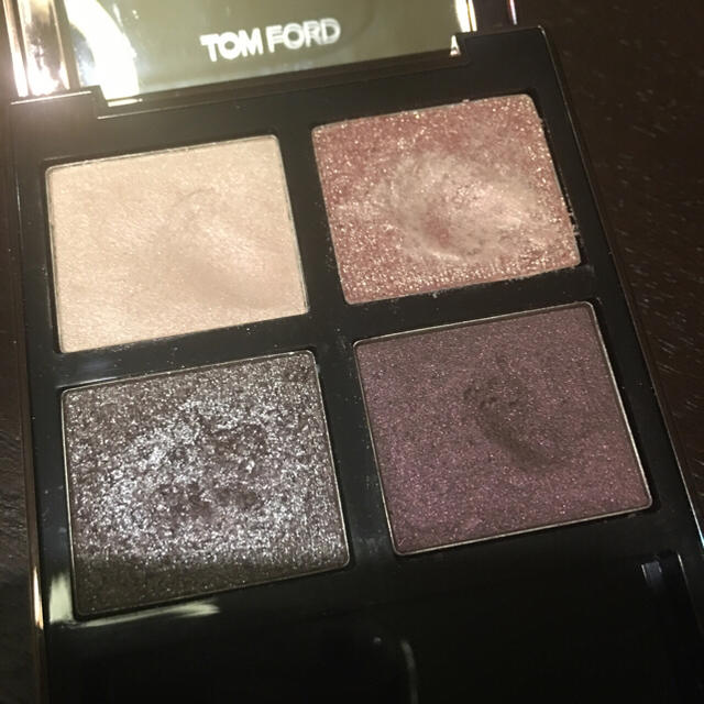 TOM FORD(トムフォード)の人気トムフォード★アイシャドウ コスメ/美容のベースメイク/化粧品(アイシャドウ)の商品写真