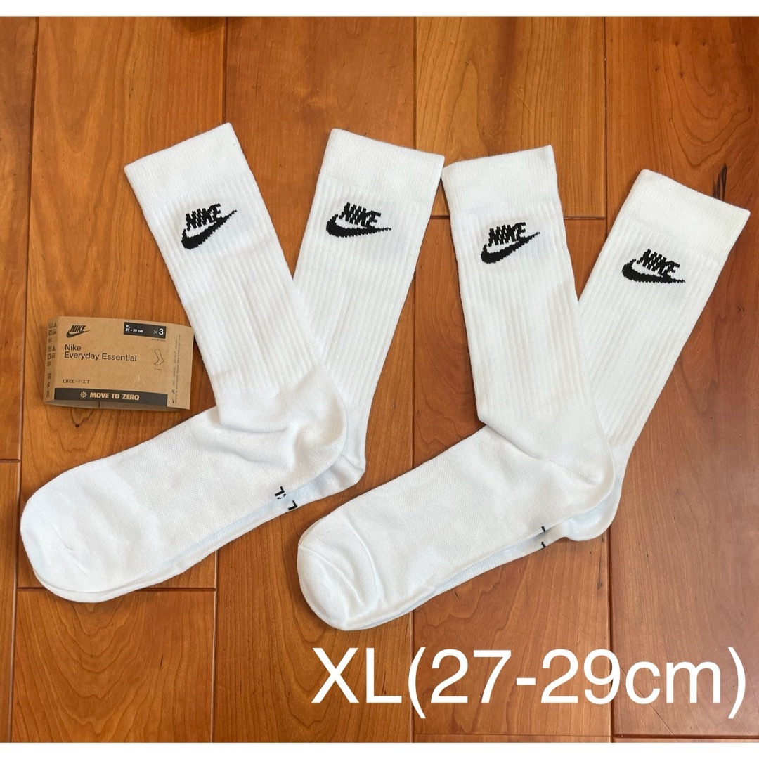 NIKE(ナイキ)の新品　ナイキ　エッセンシャル　クルーソックス　XL(27-29cm) 白2足 メンズのレッグウェア(ソックス)の商品写真