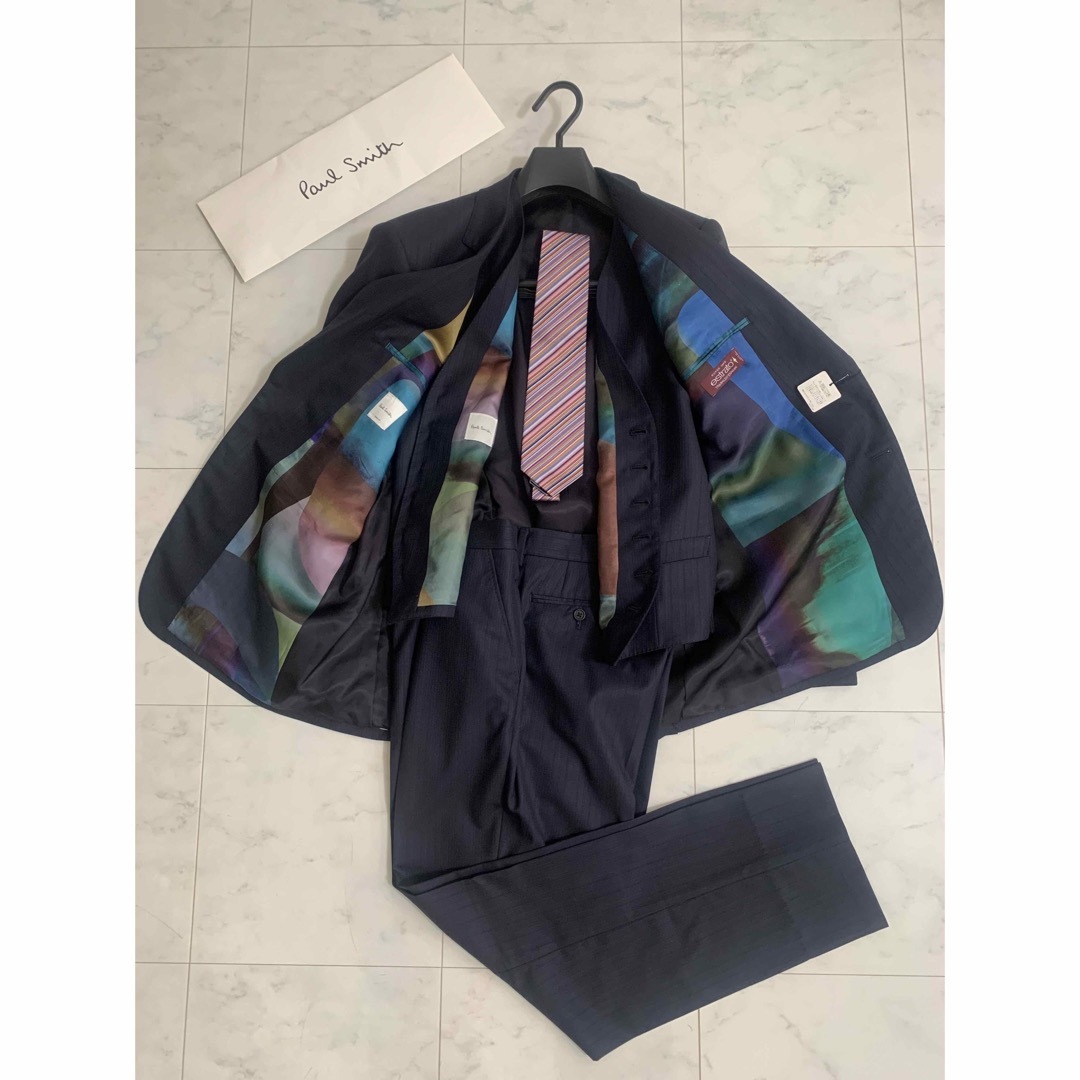 Paul Smith(ポールスミス)の新品未使用　Paul Smith スーツ セットアップ　スリーピース　ネクタイ付 メンズのスーツ(セットアップ)の商品写真