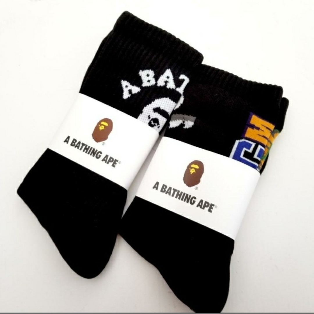 A BATHING APE(アベイシングエイプ)のc新品未使用　A BATHING APE 　エイプ　靴下 ソックス　黒2足 メンズのレッグウェア(ソックス)の商品写真