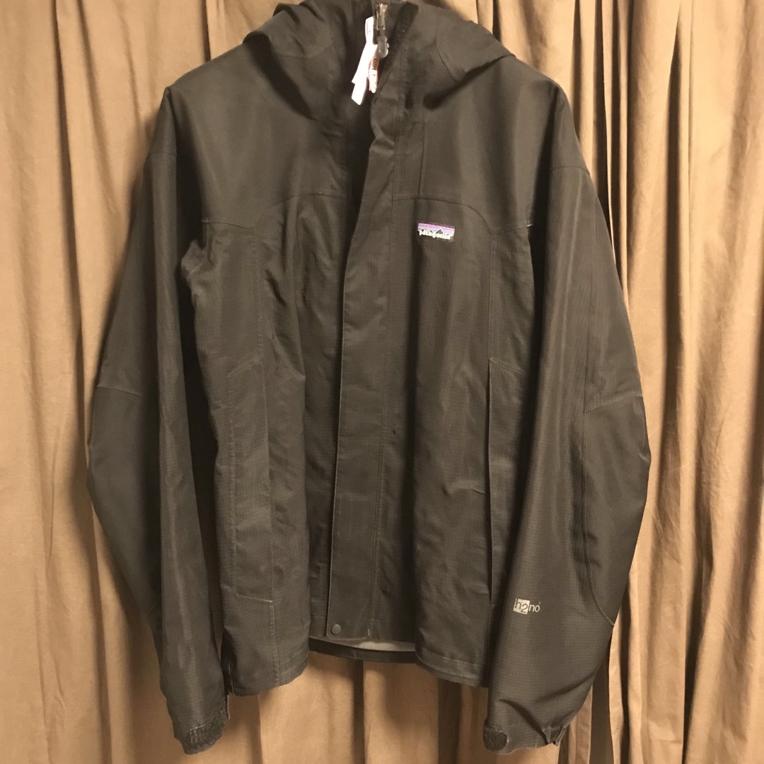 patagonia(パタゴニア)のpatagonia h2no jacket Sサイズ　ドローコード付き メンズのジャケット/アウター(マウンテンパーカー)の商品写真