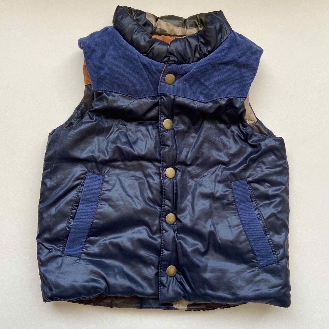 GLOBAL WORK(グローバルワーク)のGlobal Work リバーシブルベスト　Sサイズ キッズ/ベビー/マタニティのキッズ服男の子用(90cm~)(ジャケット/上着)の商品写真