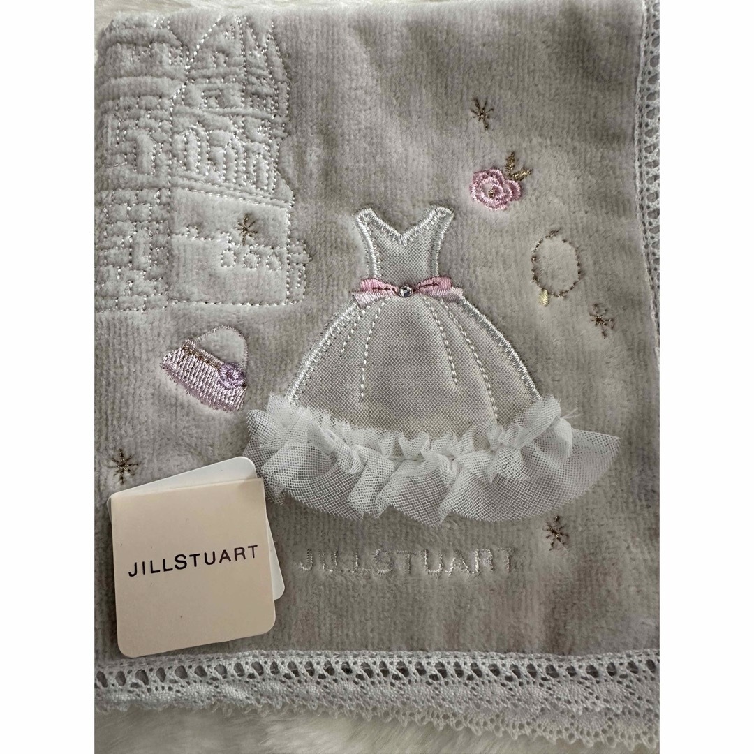 JILLSTUART(ジルスチュアート)のジルスチュアート⭐︎タオル　ハンカチ⭐︎ドレス　チュール⭐︎グレーベージュ レディースのファッション小物(ハンカチ)の商品写真