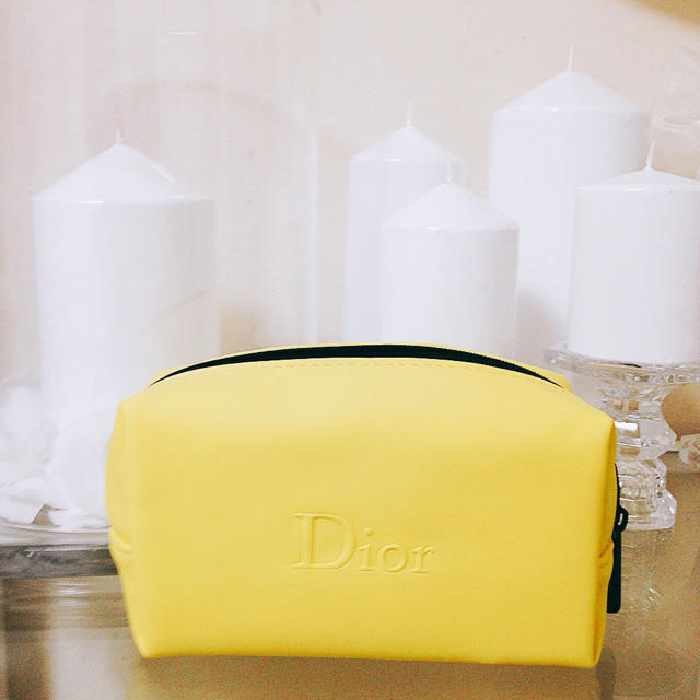 Christian Dior(クリスチャンディオール)のDiorイエローポーチ💕 レディースのファッション小物(ポーチ)の商品写真