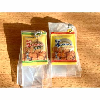 ミレービスケットミニシャカシャカチャーム(その他)