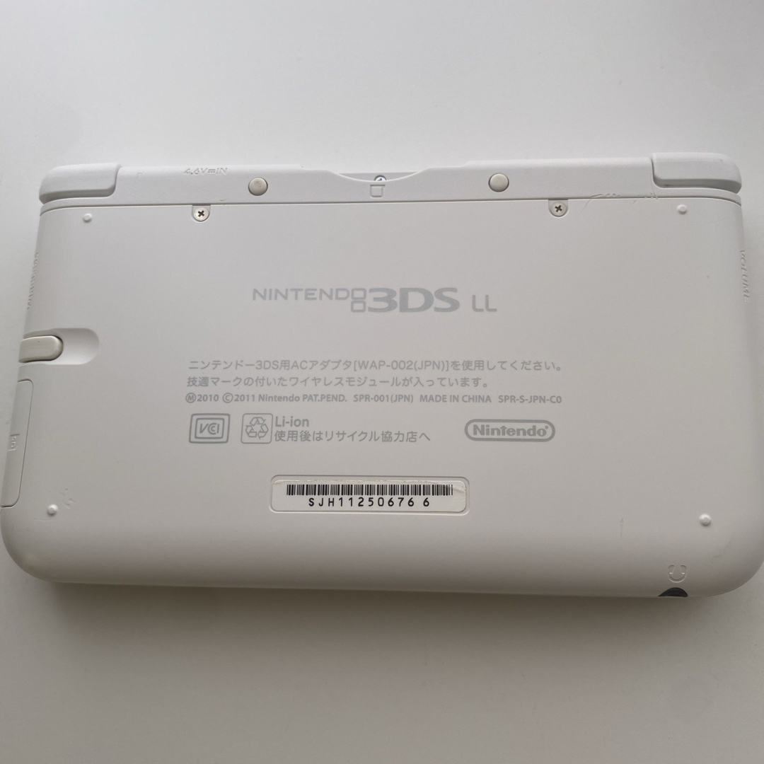ニンテンドー3DS(ニンテンドー3DS)の3DS ソフト付き　中古品 エンタメ/ホビーのゲームソフト/ゲーム機本体(携帯用ゲーム機本体)の商品写真