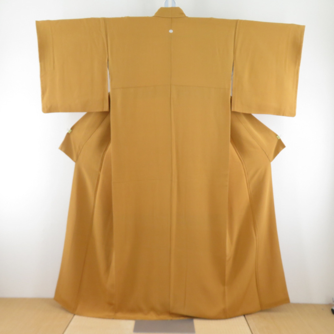色無地 正絹 辛子色 袷 広衿 一つ紋 セミフォーマル 仕立て上がり着物 身丈157cm 美品30cm初期不良のみ