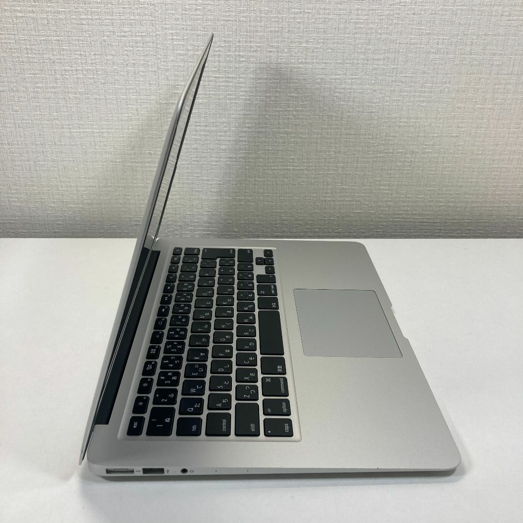 Apple(アップル)のApple MacBook Air Core i5 ノートパソコン （P16） スマホ/家電/カメラのPC/タブレット(ノートPC)の商品写真