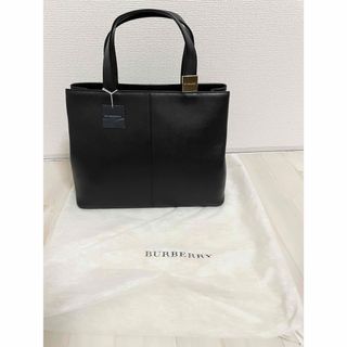 バーバリー(BURBERRY)の新品同様✨BURBERRY バーバリー レザーハンドバッグ ノバチェック(ハンドバッグ)