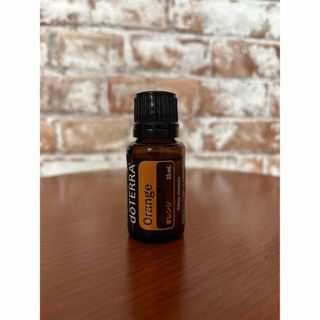 ドテラ(doTERRA)の正規品 新品 オレンジ アロマオイル 15ml ドテラ doterra(エッセンシャルオイル（精油）)