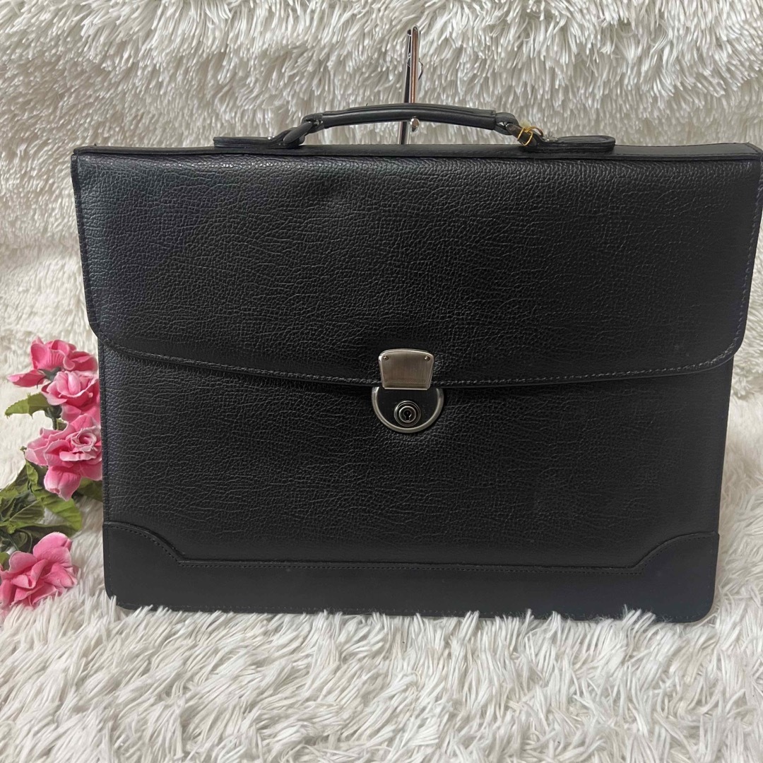 コクヨ(コクヨ)のコクヨ  定価12600円　ビジネスバッグ　本革牛革　A4 ブラック　黒パソコン メンズのバッグ(ビジネスバッグ)の商品写真