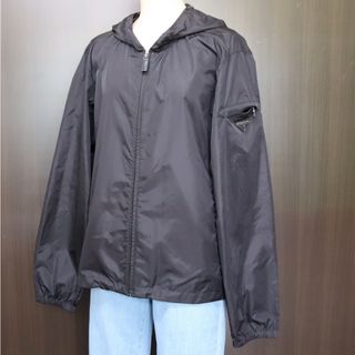 プラダ(PRADA)の【PRADA】プラダスポーツ ナイロンパーカー SGA242 ブラック /ar1167(ナイロンジャケット)