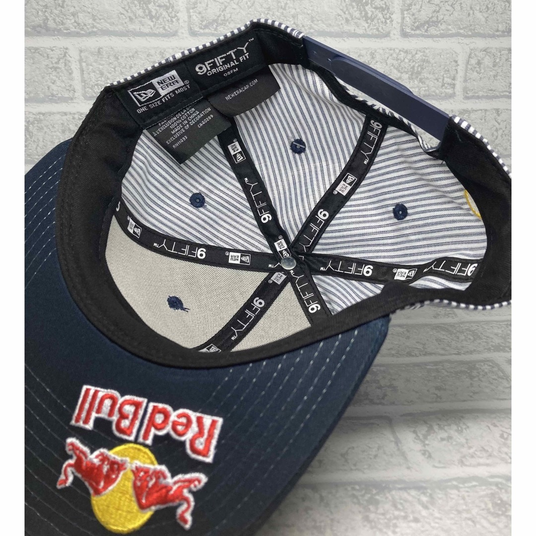 NEW ERA(ニューエラー)の【新品】RedBull ニューエラキャップ　ストライプ　翌日発送 メンズの帽子(キャップ)の商品写真