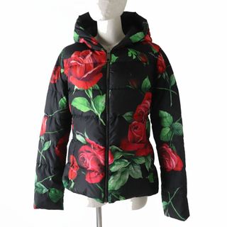 ドルチェアンドガッバーナ(DOLCE&GABBANA)の極美品◎正規品 定価33万 ドルチェ＆ガッバーナ レディース F9G12T ローズプリント リバーシブル フード付 ダウンジャケット 黒×赤×緑 40(ダウンジャケット)