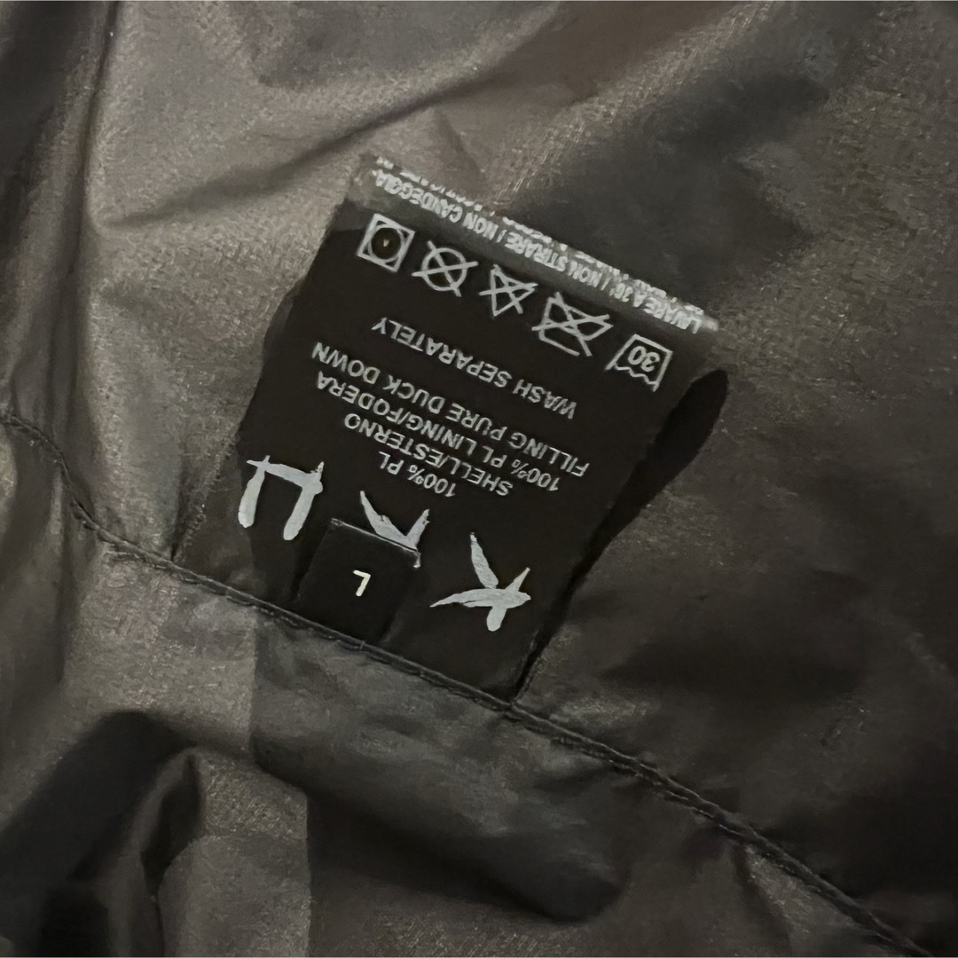 CRU(クルー)の美品KRU STRATO KS SHIBORI 総柄ダウンジャケット メンズのジャケット/アウター(ダウンジャケット)の商品写真