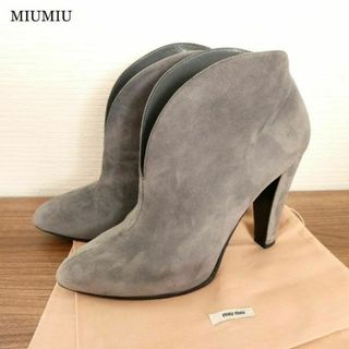 ミュウミュウ(miumiu)の良品 ミュウミュウ スエード チャンキーヒール ブーティ ショートブーツ(ブーティ)