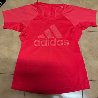 アディダス(adidas)のadidas Tシャツ　スポーツ(ウェア)