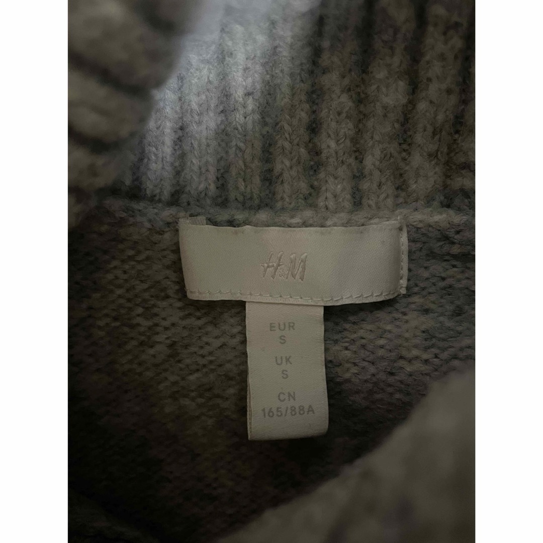 H&H(エイチアンドエイチ)のh&m タートルニット レディースのトップス(ニット/セーター)の商品写真