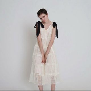 épine - Treat ürself ワンピース 本日限定値下げの通販 by ぴょんshop ...