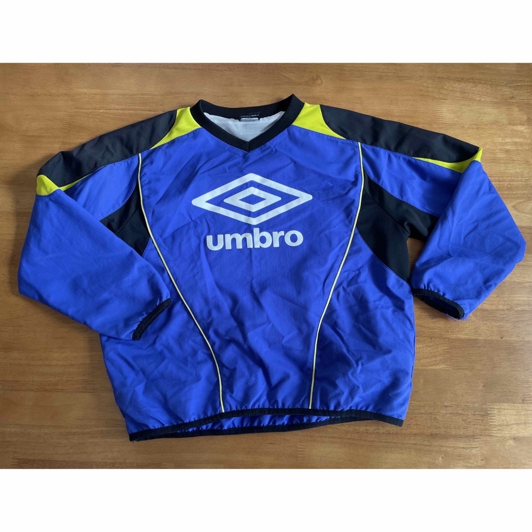 UMBRO(アンブロ)のアンブロ　３点セット　140 ピステ　150  パンツ　ソックス スポーツ/アウトドアのサッカー/フットサル(その他)の商品写真