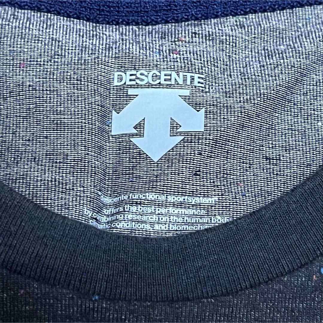 DESCENTE(デサント)のDescente Tシャツ　スポーツ スポーツ/アウトドアのランニング(ウェア)の商品写真