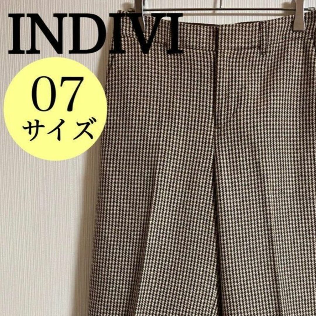 INDIVI(インディヴィ)のINDIVI インディヴィ クロップドパンツ ストレート 千鳥格子 【k185】 レディースのパンツ(クロップドパンツ)の商品写真