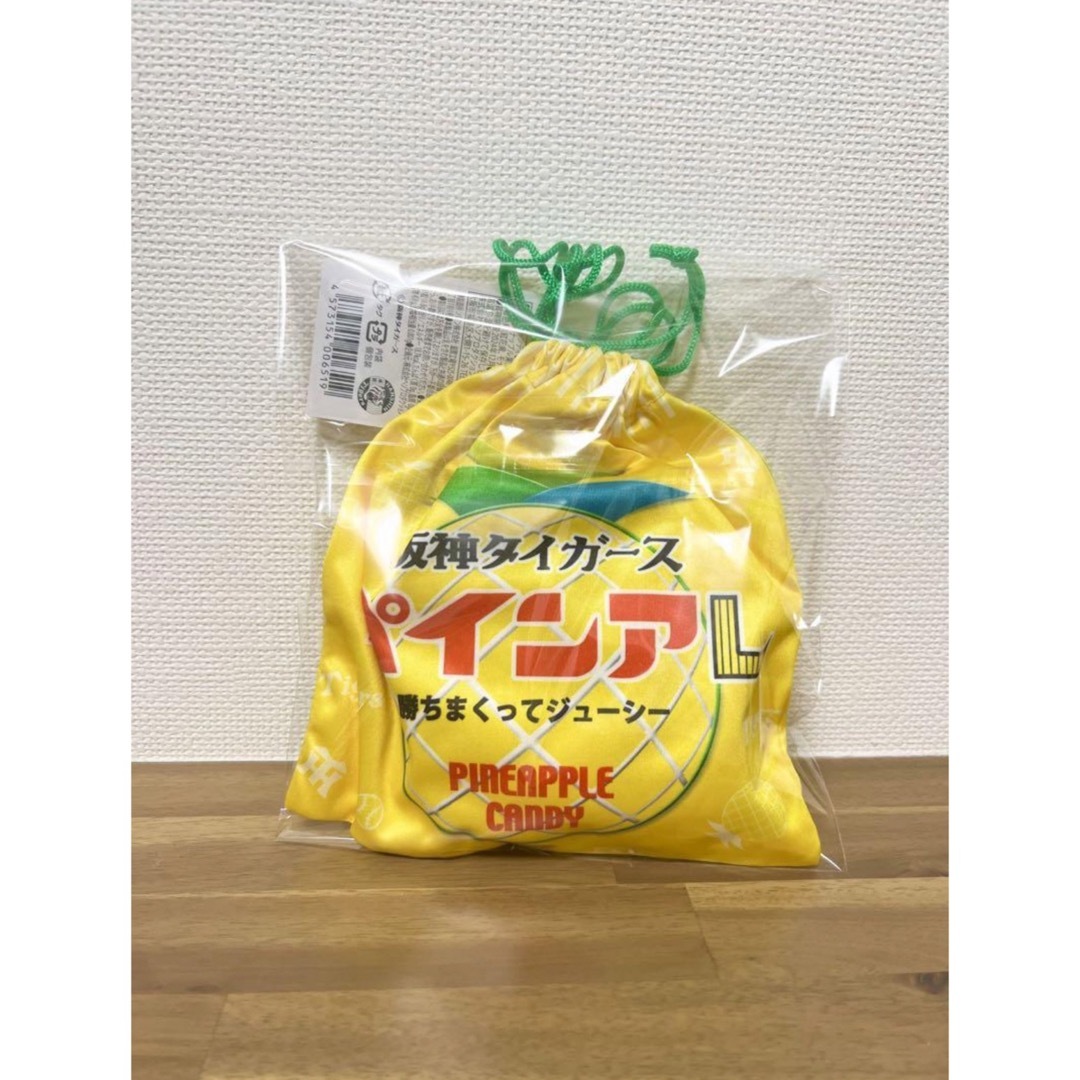 阪神タイガース(ハンシンタイガース)のパインアレ 阪神タイガース パインアメ 食品/飲料/酒の食品(菓子/デザート)の商品写真