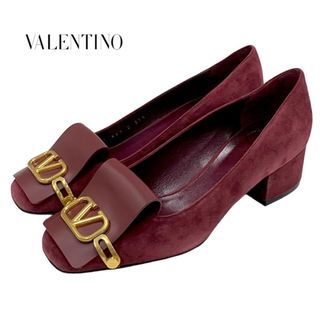 ヴァレンティノ(VALENTINO)のヴァレンティノ VALENTINO パンプス 靴 シューズ スエード レザー ボルドー ゴールド 未使用 ロゴ金具(ハイヒール/パンプス)