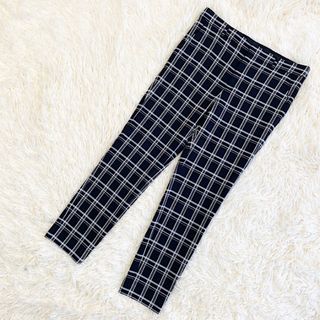 アナイ(ANAYI)の美品　ANAYI アナイ　パンツ　ストレッチ　ダークネイビー　白　38(カジュアルパンツ)