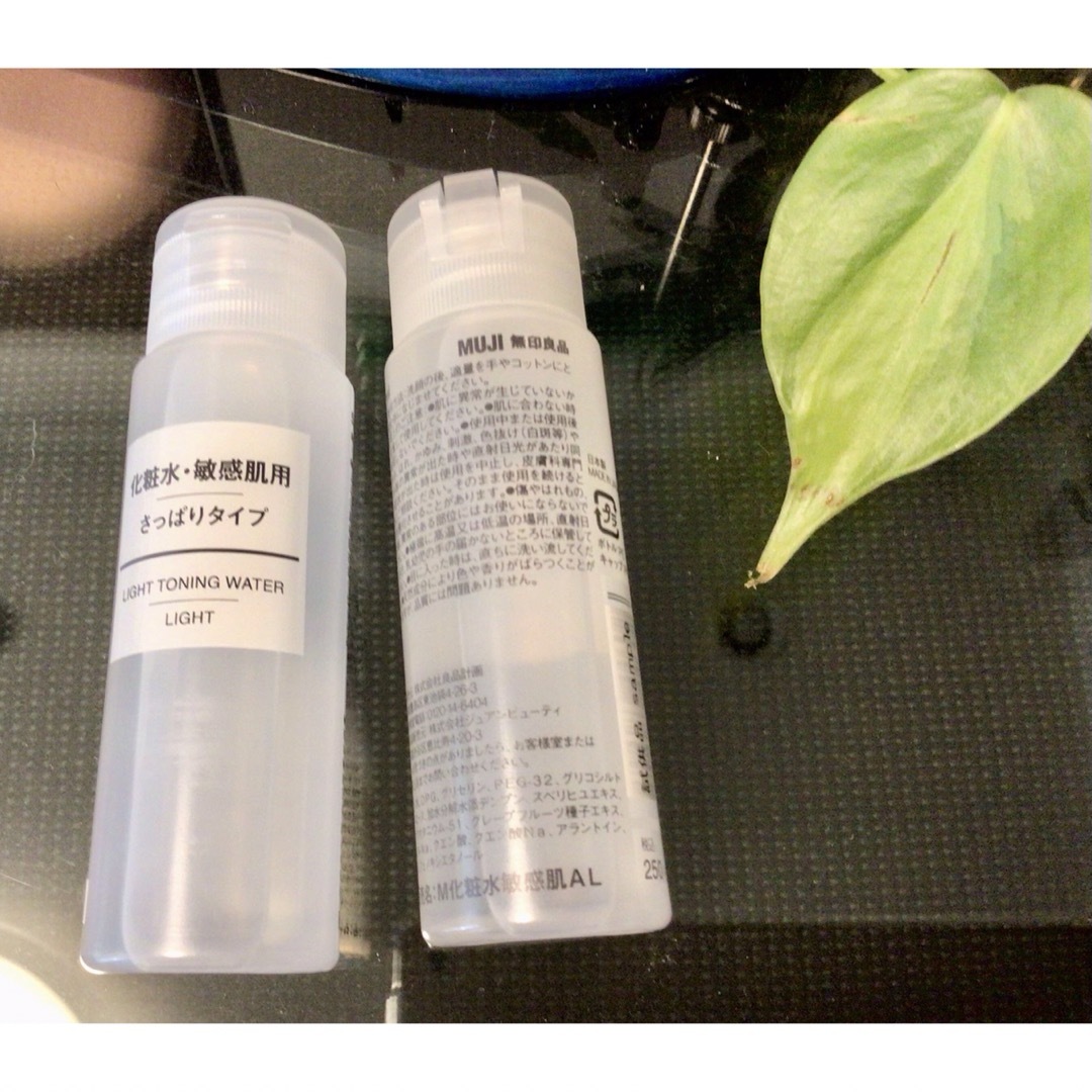 LOREALトリートメントコームシャンプ＆コンディショナー無印化粧水16 個新品 コスメ/美容のヘアケア/スタイリング(シャンプー/コンディショナーセット)の商品写真