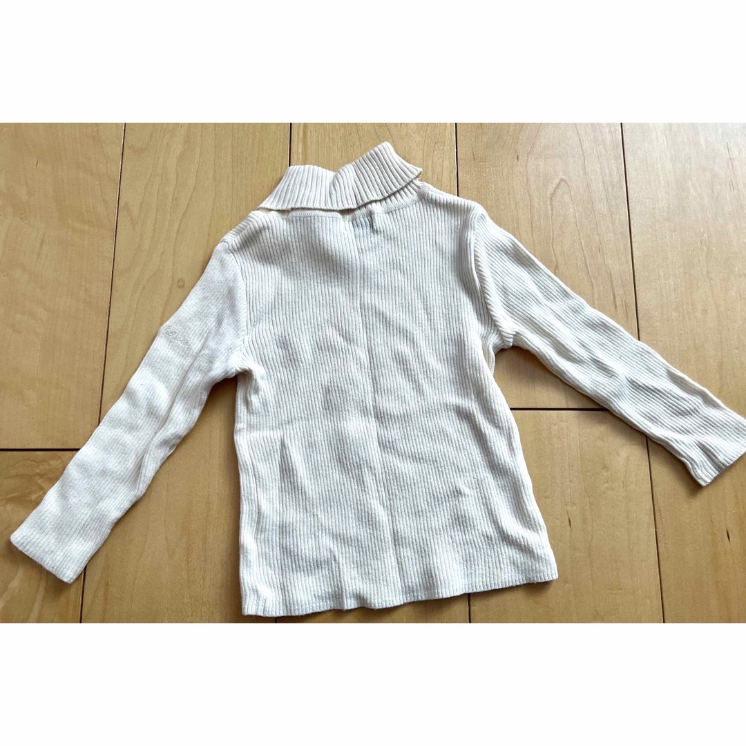 mikihouse(ミキハウス)のミキハウス ロンT オフホワイト 90cm キッズ/ベビー/マタニティのキッズ服男の子用(90cm~)(Tシャツ/カットソー)の商品写真