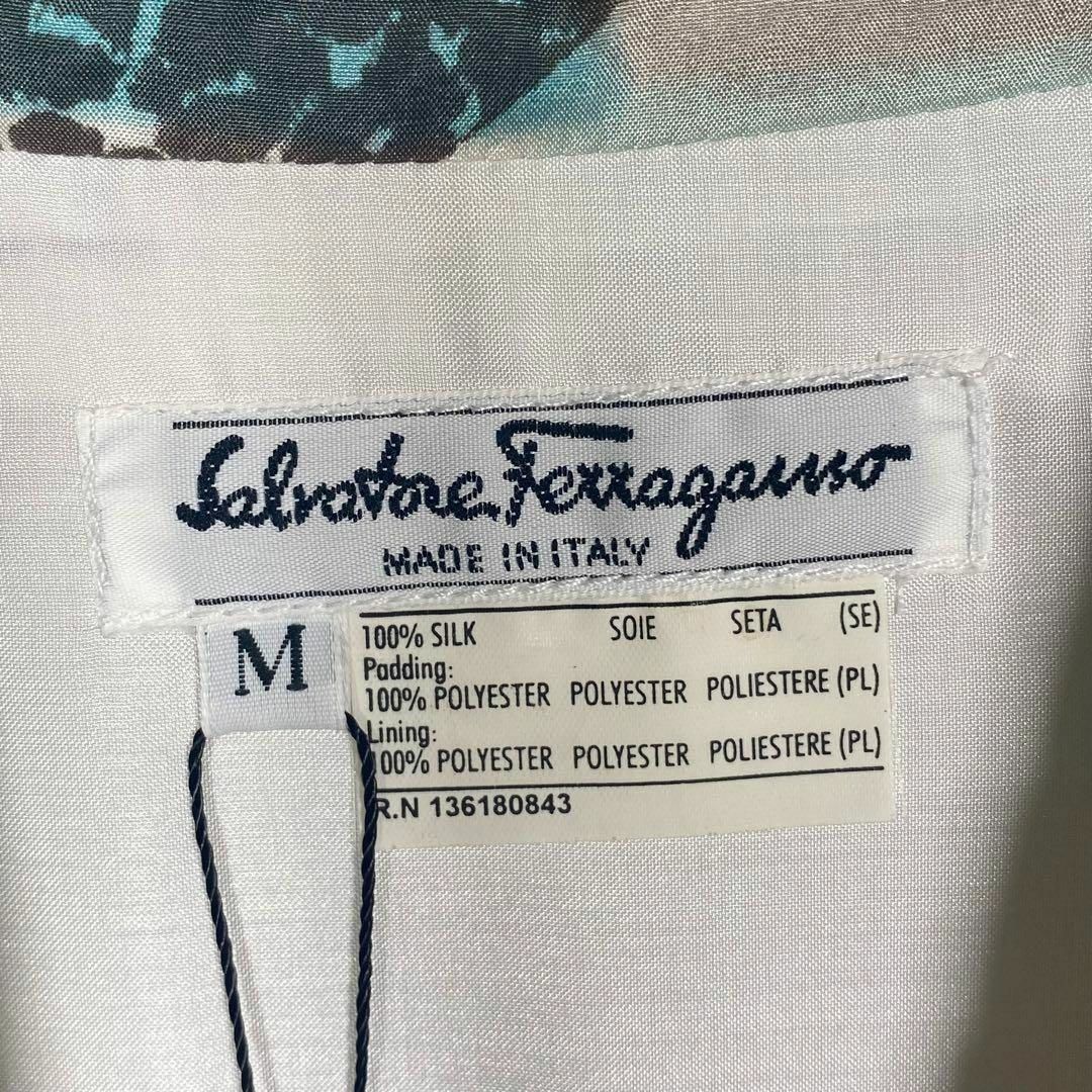 Salvatore Ferragamo(サルヴァトーレフェラガモ)の『Salvatore Ferragamo』 フェラガモ (M) ジャケット メンズのジャケット/アウター(ブルゾン)の商品写真