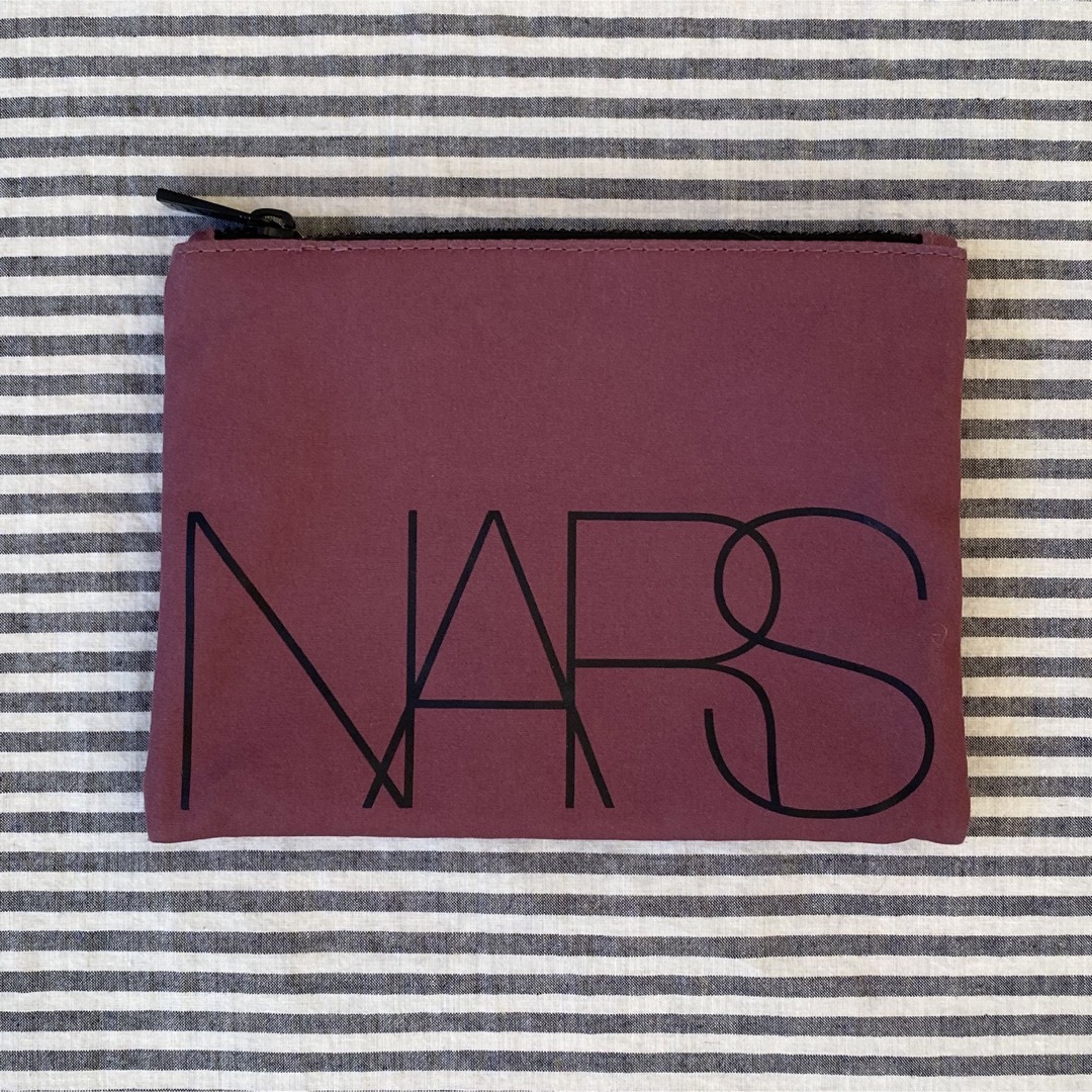 NARS(ナーズ)のNARS ナーズ　ポーチ ノベルティ レディースのファッション小物(ポーチ)の商品写真