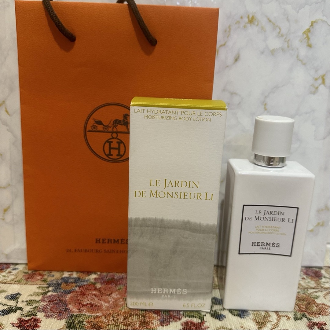 Hermes(エルメス)のエルメス モイスチャライジングボディローション 新品 200ml コスメ/美容のボディケア(ボディローション/ミルク)の商品写真