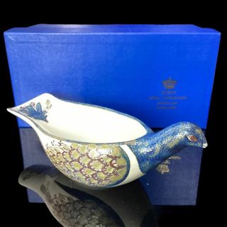 ロイヤルコペンハーゲン(ROYAL COPENHAGEN)の★希少ロイヤルコペンハーゲン テネラシリーズ 鳥の器 孔雀 クジャク 小物入れ(食器)