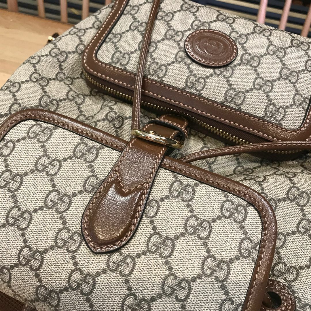 Gucci(グッチ)の新品同様 グッチ 現行 GGスプリーム インターロッキングG バックパック レディースのバッグ(リュック/バックパック)の商品写真