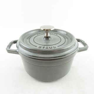 ストウブ(STAUB)の美品 STAUB ストウブ ピコ ココット ラウンド 両手鍋 鋳物ホーロー 16cm 料理 調理器具 SU5038E (鍋/フライパン)