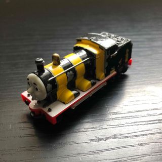 トミー(TOMMY)のトミカ　トーマス　はたらきバチ　ジェームス(ミニカー)