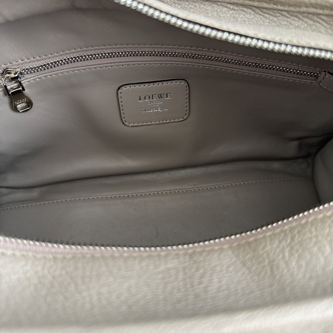 LOEWE(ロエベ)のロエベ　アマソナ28 レディースのバッグ(ハンドバッグ)の商品写真