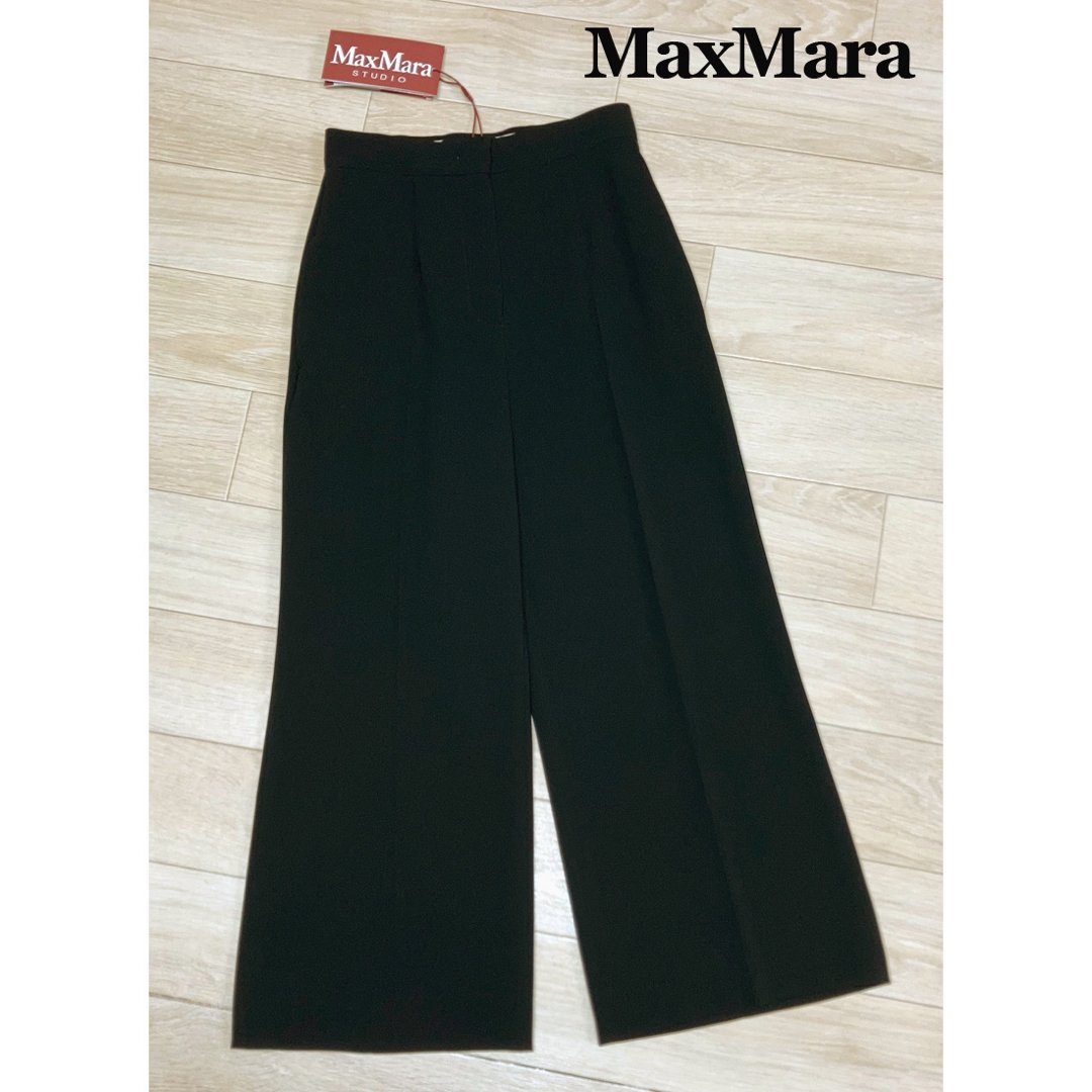 Max Mara(マックスマーラ)のマックスマーラ ワイドクロップドパンツ ブラック レディースのパンツ(クロップドパンツ)の商品写真