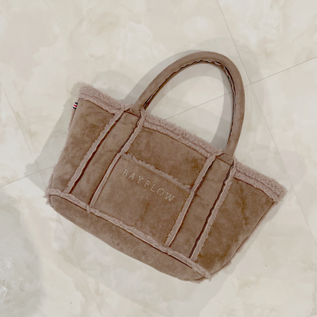 BAYFLOW(ベイフロー)のベイフロー　ロゴフェイクムートントート レディースのバッグ(トートバッグ)の商品写真