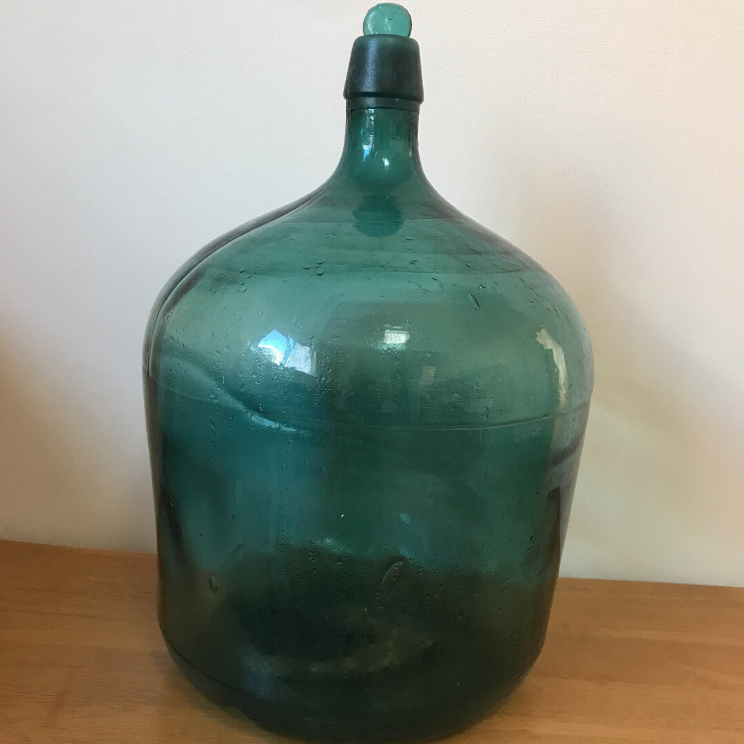 レトロ　硫酸瓶　栓付き　ガラス瓶　薬瓶　グリーン　ユーズド　デミジョンボトル インテリア/住まい/日用品のインテリア小物(花瓶)の商品写真