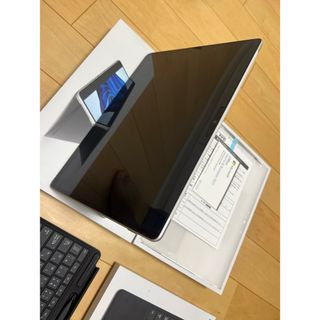 [美品] Microsoft Surface Pro7（箱付）+付属品色々