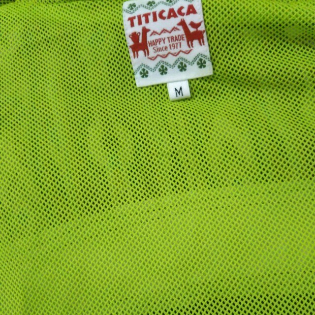 titicaca(チチカカ)の破格!!  売り切りセール!!   チチカカ　ウインドブレーカー レディースのジャケット/アウター(ナイロンジャケット)の商品写真