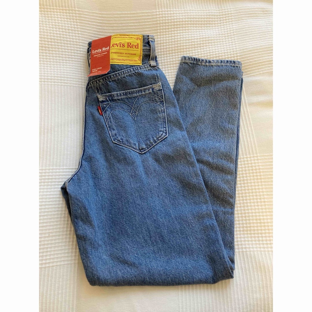 Levi's(リーバイス)のLevi's Red HIGH LOOSE TAPER リーバイス デニムパンツ レディースのパンツ(デニム/ジーンズ)の商品写真