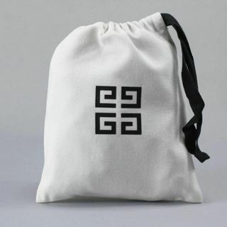 GIVENCHY(ポーチ)のフリマアイテム一覧 GIVENCHY(ポーチ)のフリマアイテム一覧