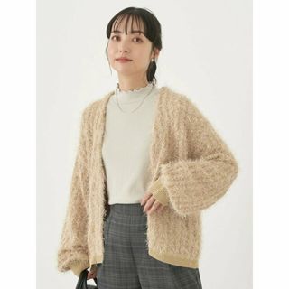 アースミュージックアンドエコロジー(earth music & ecology)の【ベージュ】ふさふさショートカーディガン レディース/春/24SS(カーディガン)