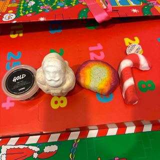 ラッシュ(LUSH)のLUSH クリスマス　アドベントカレンダー　バスボム(その他)